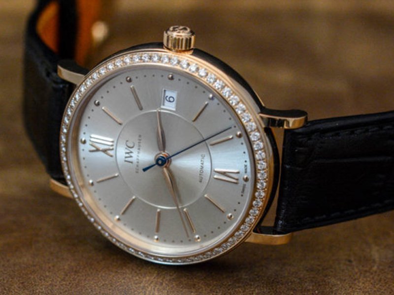 Блистательная бриллиантовая коллекция часов IWC PORTOFINO MIDSIZE